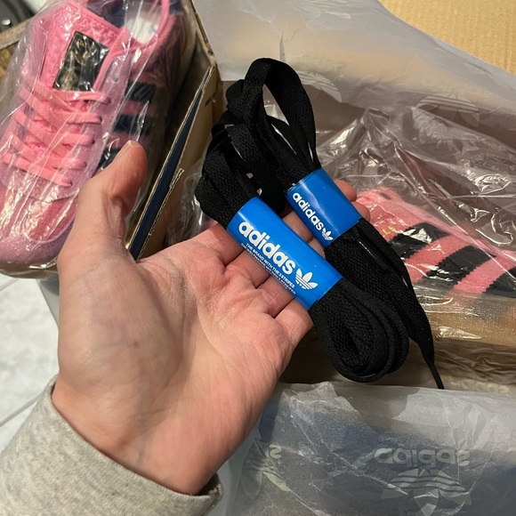 SOLD ELSEWHERE: Pink Adidas Gazelle, brand new in box! - Picture 10 of 12